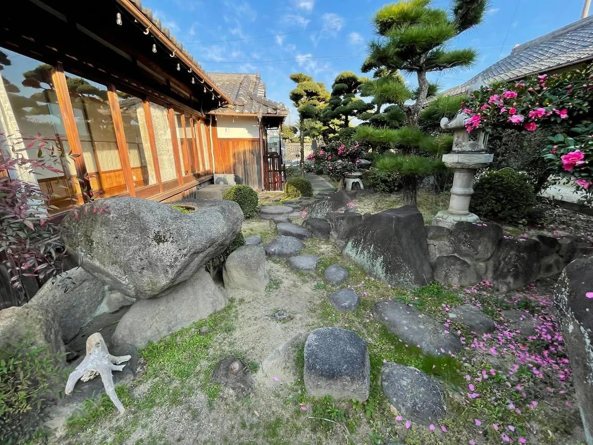 Guest House 古民家 Nagomi Izumisano