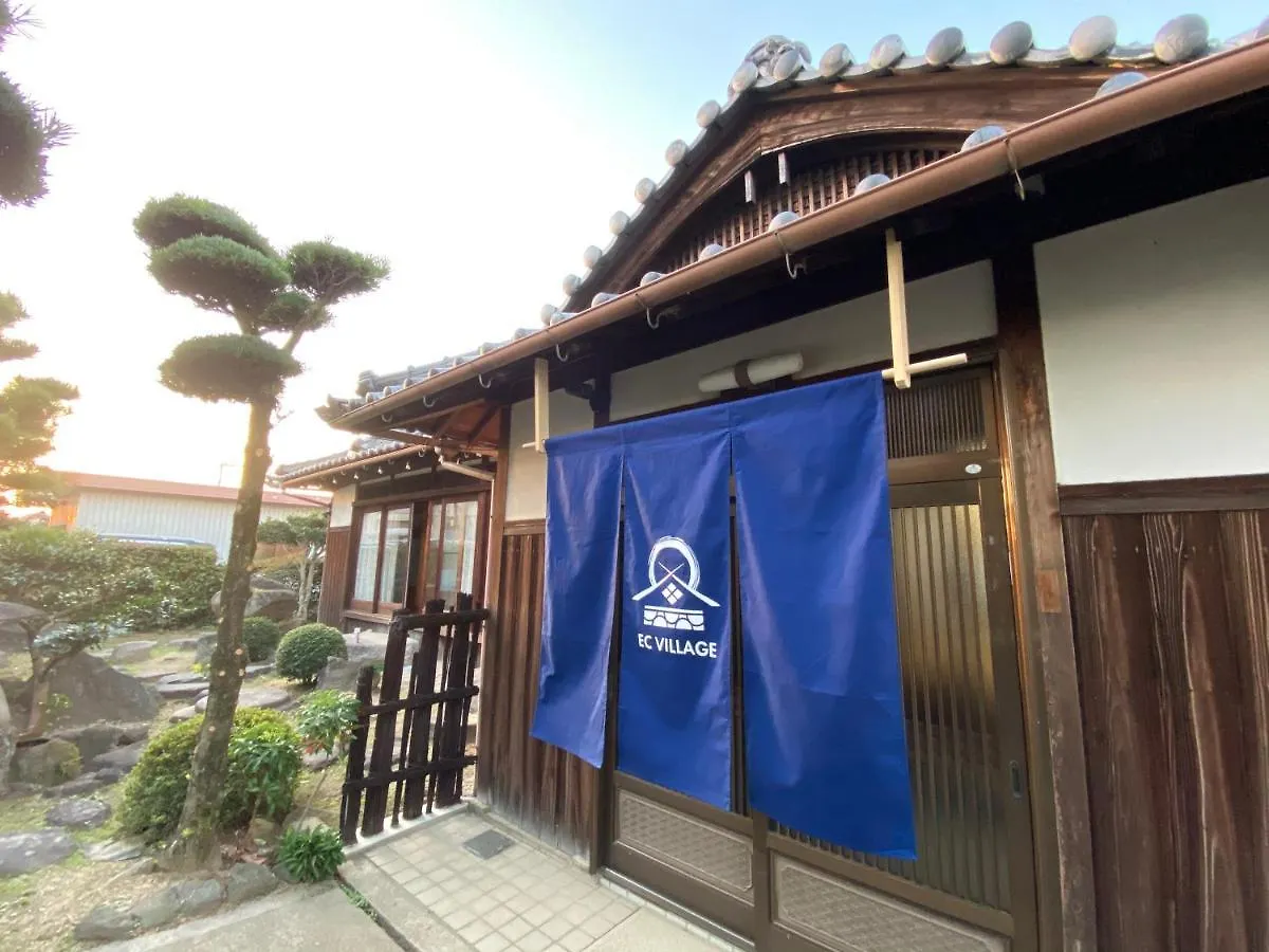Guest House 古民家 Nagomi Izumisano 0*,